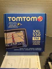 TOMTOM XXL 550 TM 5 INCH PORTABLE GPS NAVIGATOR LIFETIME TRAFFIC MAPS EDITION