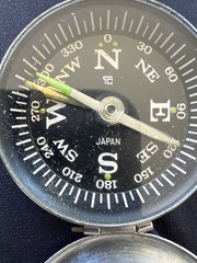Vintage EDGE MARK Compass – Hunting, Travel – Japan Steel Case – DISPLAY