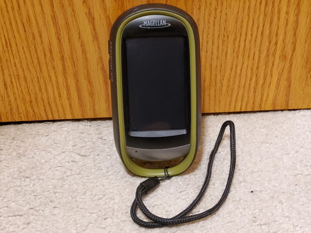 Magellan eXplorist 610 USA Handheld GPS Unit Outdoors w/ Holster & Cable