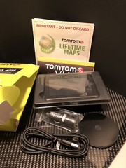 TomTom VIA 1405M 4.3-Inch Portable GPS Navigator With Lifetime Maps MINT NOB