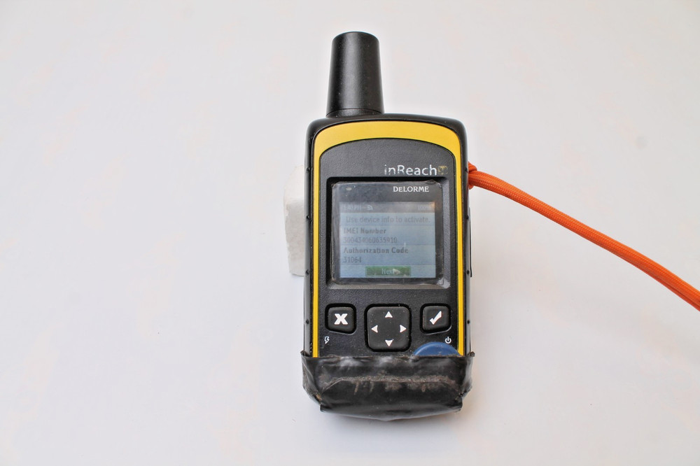 DeLorme inReach SE Satellite Communicator Model INRCH20 Handheld GPS Transmitter