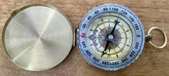 Kids’ Gold Toned Covered Case Pocket Compass W/Hanging Ring, 2” Diameter, EUC
