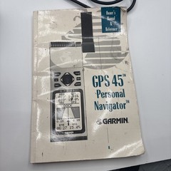 GARMIN MARINE GPS 45 PERSONAL NAVIGATOR – Used With Bag And Car Charger Bundle