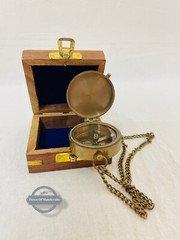 primium brass compass with wooden box,vintage compass,pocket size
