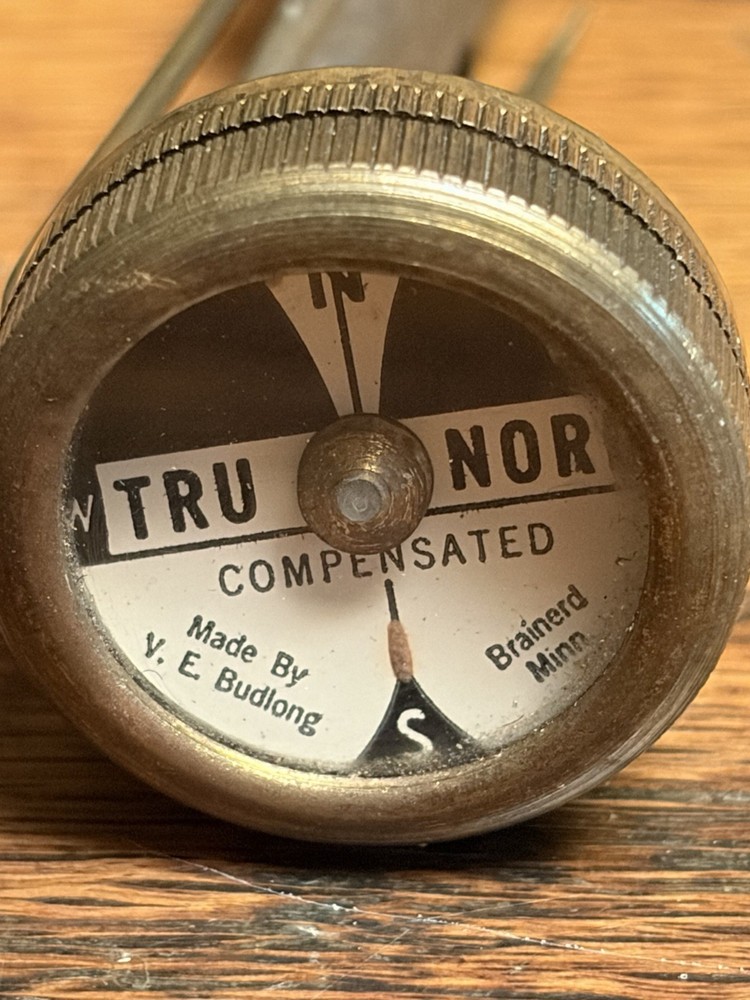 Vintage TRU-NORD Brass Clip On Compass V.E. Budlong Brainerd MN Working Order