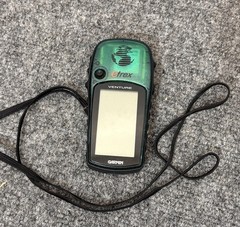 Garmin etrex Venture Portable Handheld Pocket GPS Green Hiking Backpacking