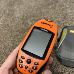 Magellan eXplorist 100 handheld GPS receiver And Case Tested