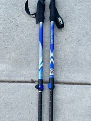 Set of Yukon Charlie’s Yukon Trekking Poles 100-135CM .. 8E