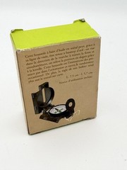 Metal Compass With Sites & Magnifier Dark Green All instructions in French