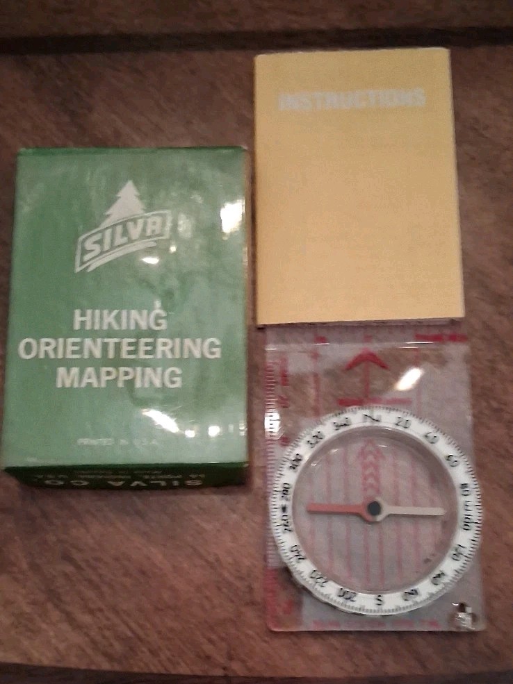 Vintage Silva Hiking Orienteering Mapping Compass Polaris Liq Filled Type 7 NL