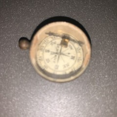 VINTAGE WEST GERMANY TRAVEL POCKET COMPASS W/FLUORESCENT DOTS! USED! LOOSE!