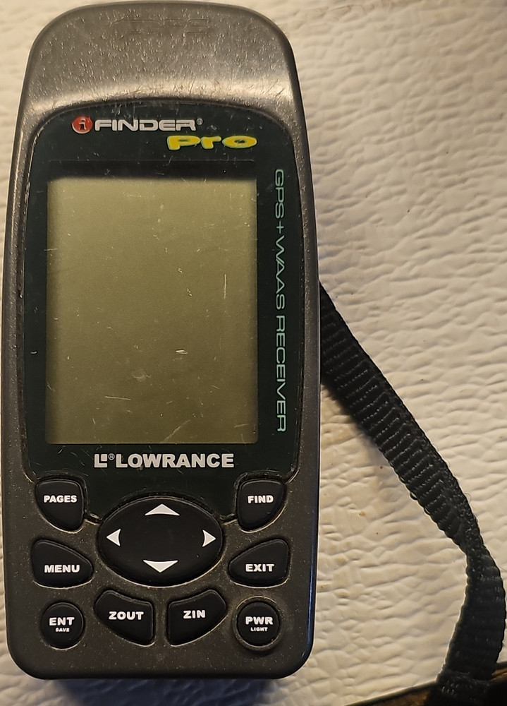 Lowrance iFinder Pro Handheld Hiking GPS WAAS, 2.3in 240×240, Black/Gray