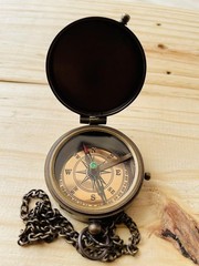 Antique Brass Pocket Compass with Leather Case | Nautical Maritime Gift