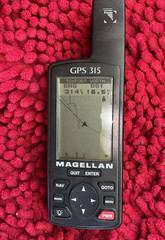 Magellan GPS 315 Handheld GPS Portable Receiver with Manual & Accessories