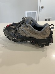 Kahtoola MICROspikes Size Small Ice Snow Traction Hiking Cleats w Storage Bag