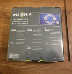 Insignia GPS Car Portable Navigator 4.3″ Color Screen NS-NAVO2R New Accessories