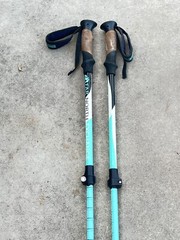 Set of Far North Exchange Trekking Poles 105-135CM .. 65A