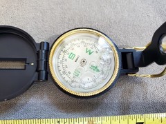 Vintage Compass Engineer Directional Black Textured Case. Display Diagonal 2″ In