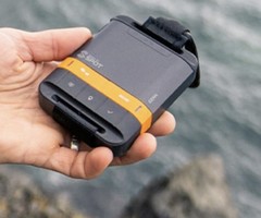 Spot SPOT004 Globalstar Spot Gen4 Satellite Tracker – Black/Orange