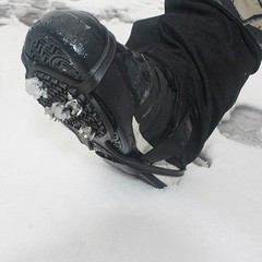 Lightweight 5Tooth Ice Cleats for Secure Walking on Icy and Snowy Surfaces