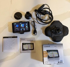 Garmin nüvi 2450 LM Automotive Mountable Dash Mount