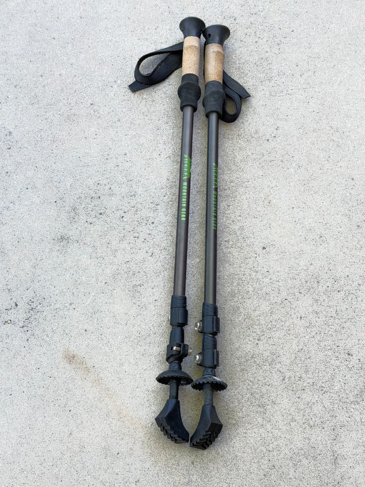 Set of Sierra Mountain Gear Trekking Poles 105-135CM .. 5L