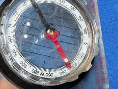 Vintage SUUNTO Precise Pathfinder Compass, Made in Finland 3.25″ x 2.25″