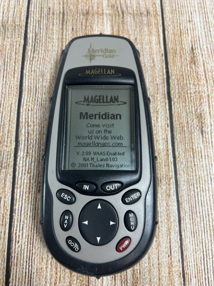 Magellan Meridian Gold Handheld GPS Receiver Hiking Camping Boating No cables