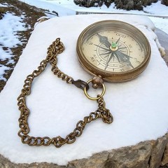 Vintage-Style Brass Compass with Chain and Leather Case Be Strong & Courageous