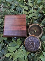 2″ Australia Penny [1930] Beautiful Antique Collectible Compass With Wooden Box