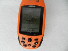 Magellan eXplorist 100 Water Resistant Handheld GPS Hiking Camping Fishing WORKS