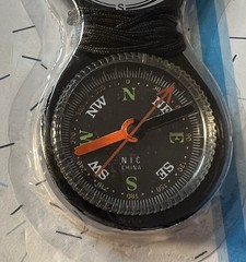 Liquid Filled Pocket Directional Compass with Plastic Case & Arrow Dial