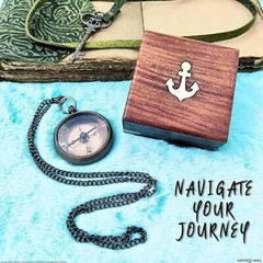 Vintage Brass Locket Compass with Wooden Box Case – Your Elegant Pathfinder