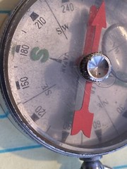 VINTAGE JAPANESE COMPASS JAPAN – LIQUID FILLED – CHROME AND GLASS – WITH ARROW