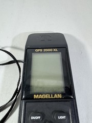 Magellan GPS 2000XL Vintage GPS Rugged Unit and manual *FOR PARTS OR REPAIR