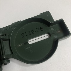 US MILITARY 1989 COMPASS MAGNETIC NSN 6605-01-196-6971 SandY-183 W/CORD