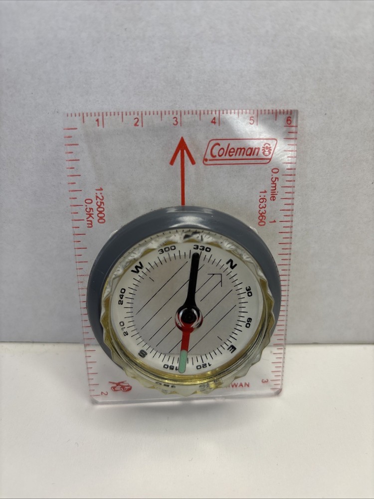VTG Coleman Beginner Friendly Compass. Made In Taiwan. Pre-owned.