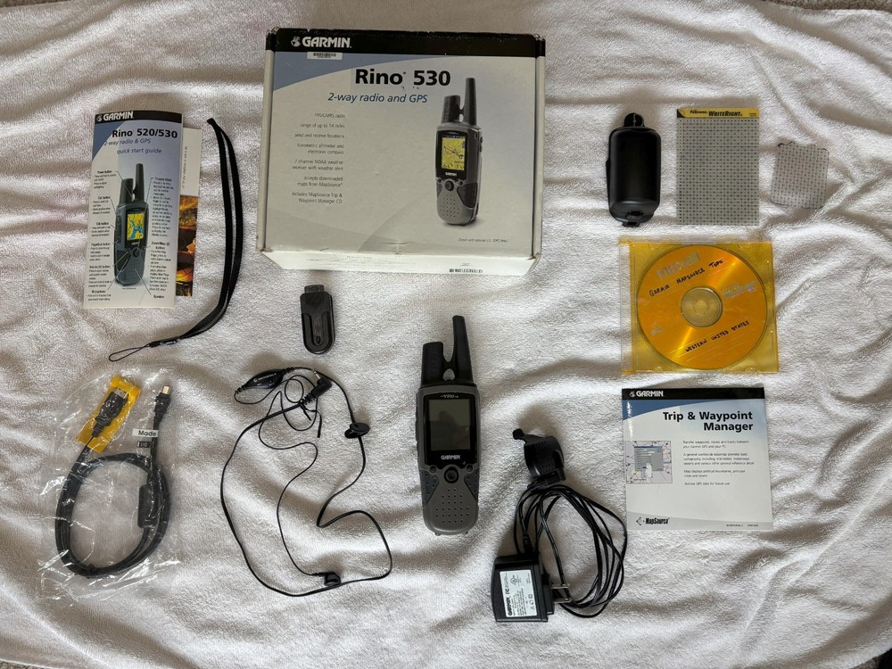 Garmin Rino 530 GPS and 2 way radio, compete kit.