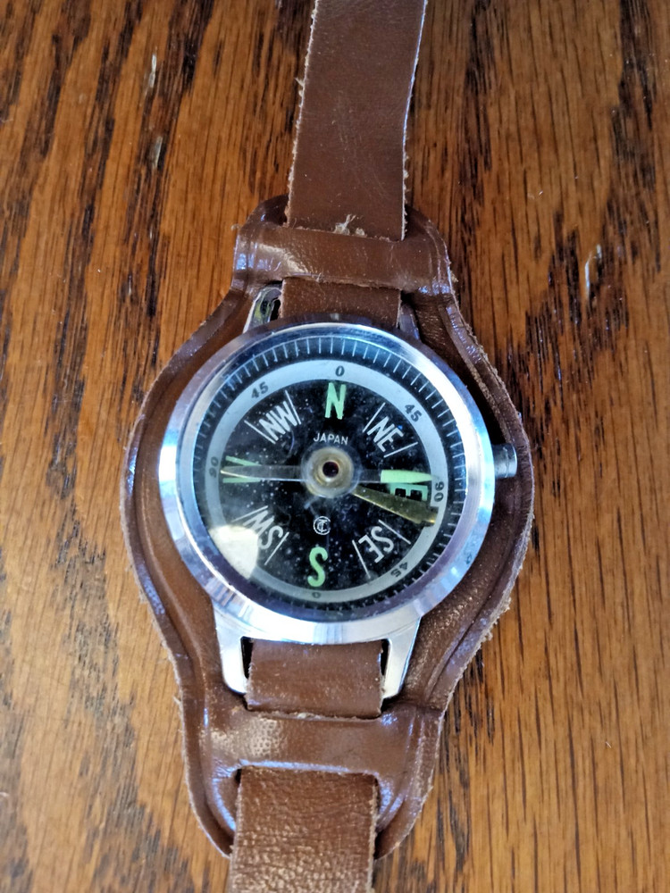 Vintage Tokyo Compass TC Japan Wrist Compass Chrome Locking Lever. Glow in Dark