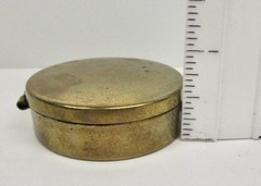 Vintage York Hamza compass in brass case with hinged lid 1 3/4″ round