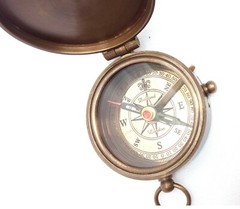 SIFAAT WORLD ”Not All Who Wander are Lost Engraved Antique Brass Pocket Compass