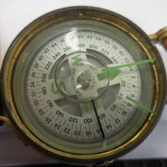 Vintage Lensatic Compass Liquid Filled Clip On–broken