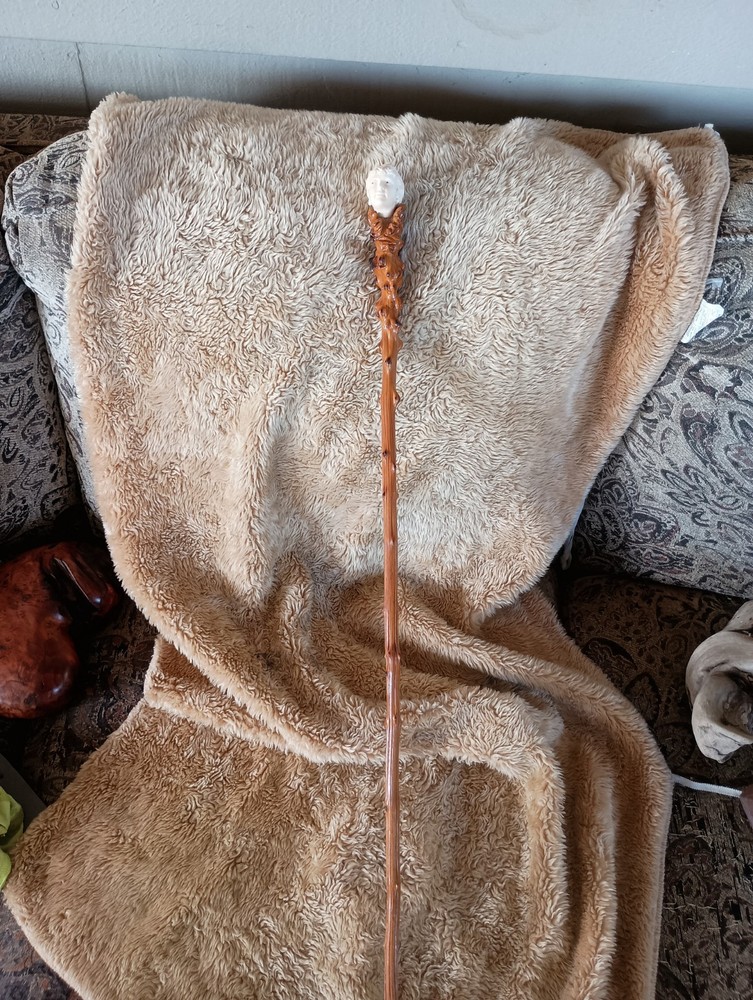 CRAVED BONE FACE FOR THE HANDLE SOLID WOOD CARVED STAFF WALKING STICK CANE