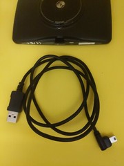 TomTom XXL US and Canada 310 N14644 w/USB cable. B5
