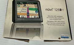 Garmin nuvi 1260 T GPS + Charger + Mount + Bundled
