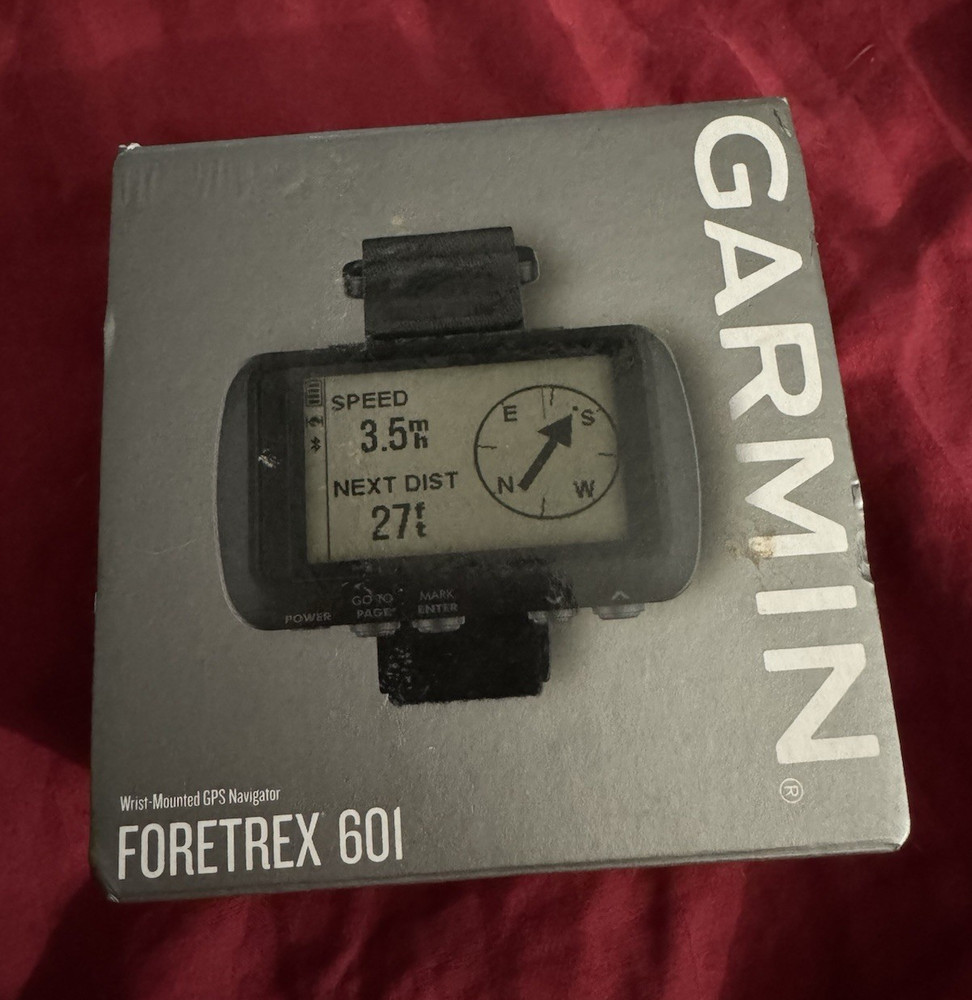 Garmin Foretrex 601 Wrist-Mounted GPS Navigator for Hiking, Black