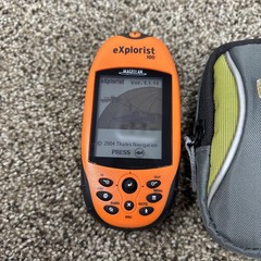 Magellan eXplorist 100 handheld GPS receiver And Case Tested