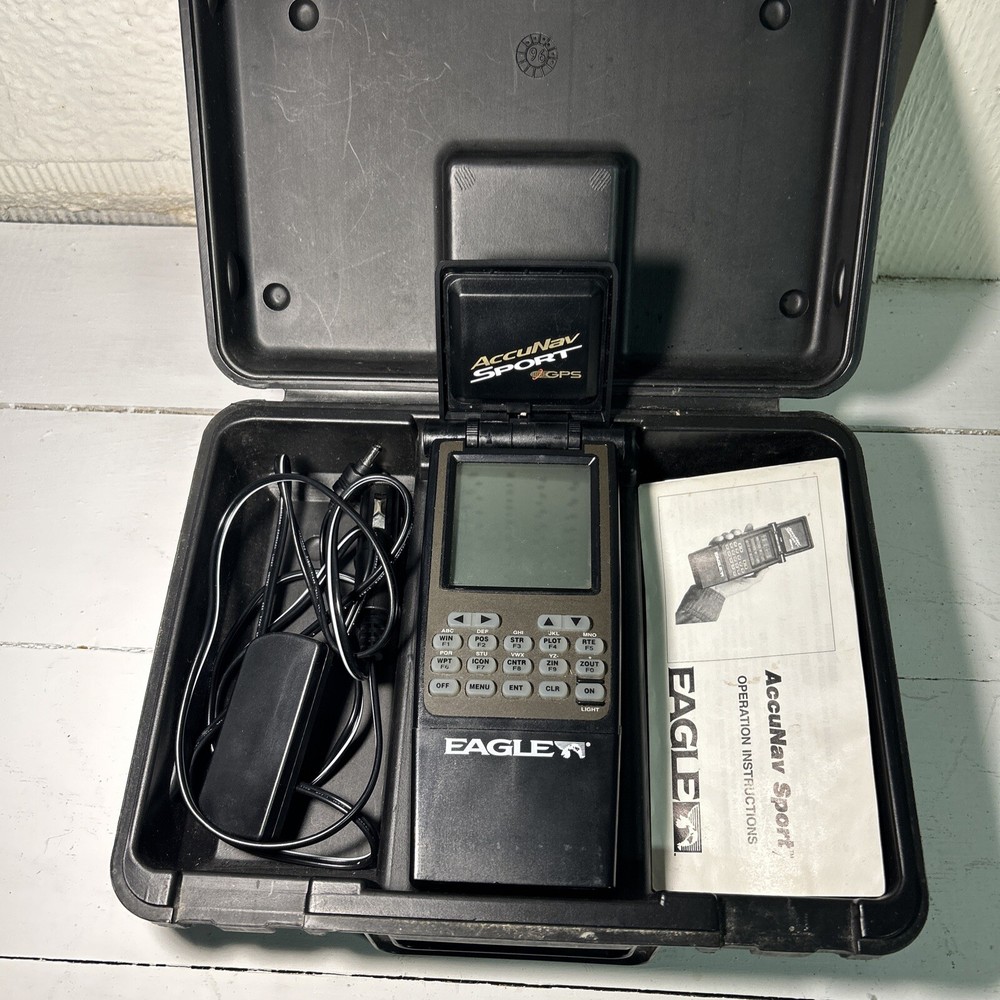 Eagle AccuNav Sport Portable GPS W/Manual & Storage Case Battery. Works Vintage