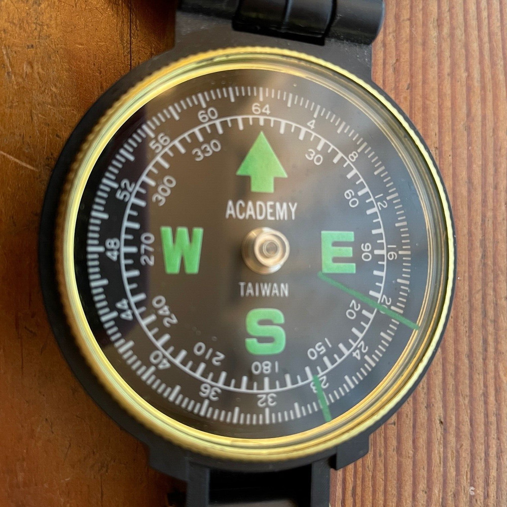 Vintage ACADEMY Engineer Lensatic Compass