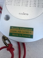 Vintage SUUNTO KB-14/360R Compass w/ Lanyard and Leather Pouch Made in Finland